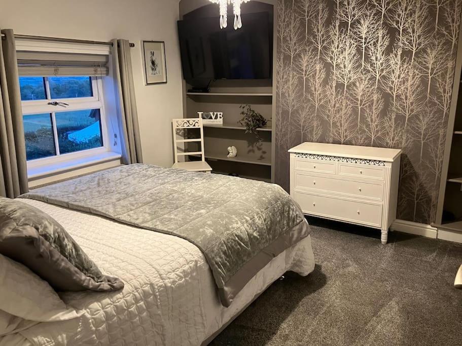 Woodbine Cottage-Part Of Alton Cottages Екстер'єр фото